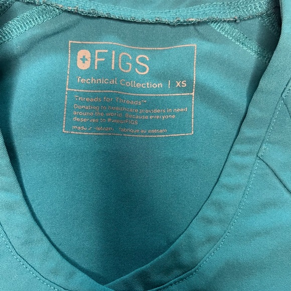 Figs button top scrub XS - Picture 2 of 3